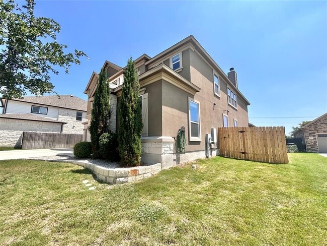 Building Photo - 31455 Kingsway Rd