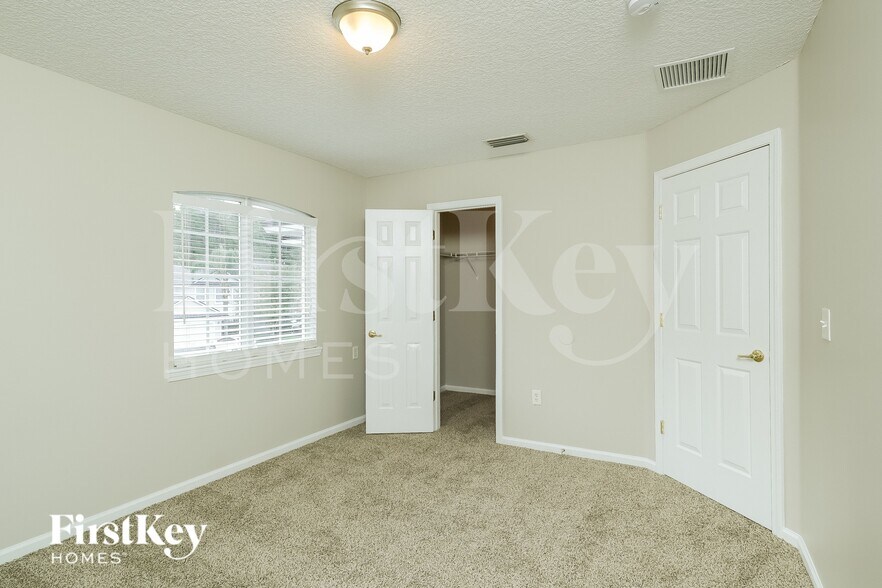 Building Photo - 723 Candlebark Dr