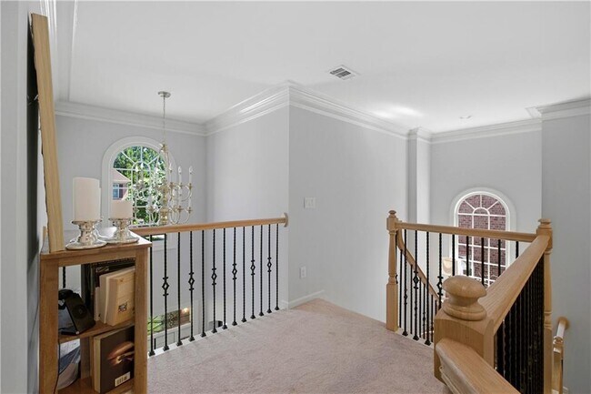 Building Photo - 3308 Fieldwood Dr SE