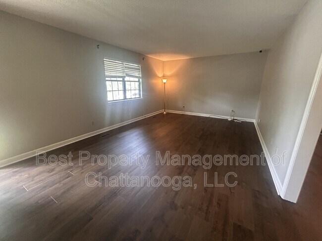 Building Photo - 5902 Fort Sumter Dr