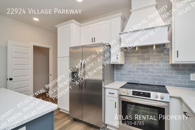 Building Photo - 22924 Village Pkwy