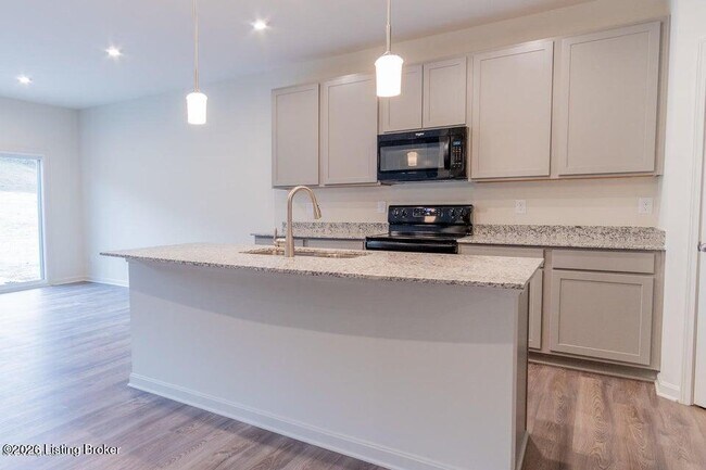 Building Photo - 1900 Cherry Glen Dr