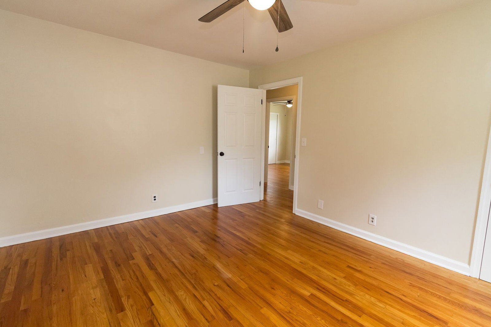 Building Photo - 116 Centro St