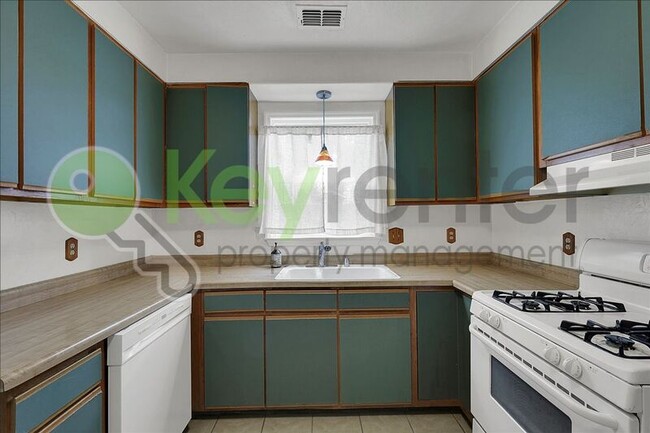 Building Photo - 2630 X St