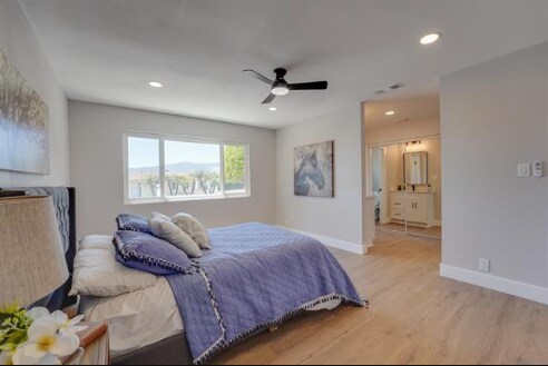 Building Photo - 856 La Tierra Dr