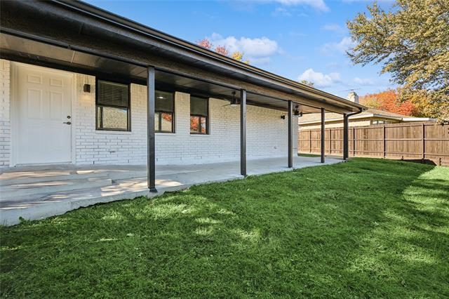 Building Photo - 6300 Topaz Way