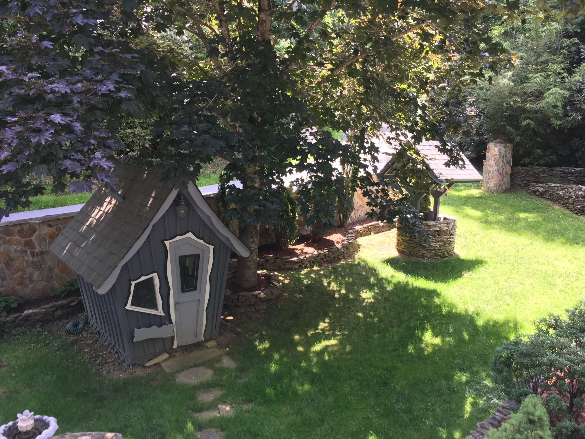 Building Photo - 283 Tanglewood Dr
