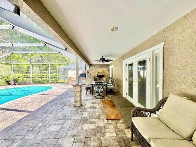 Building Photo - 13035 Royal George Ave