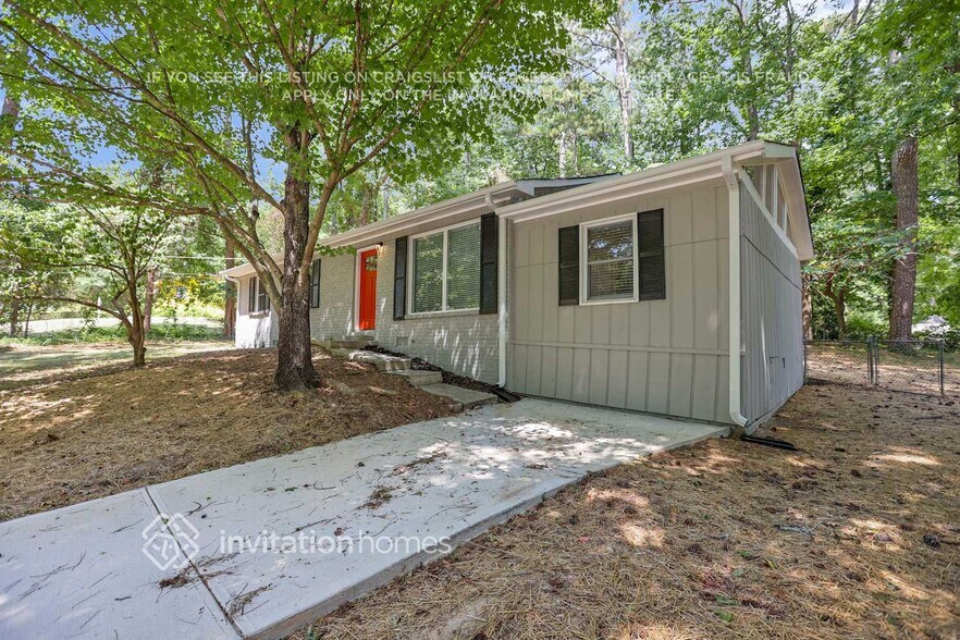 Building Photo - 3035 Kingston Ct