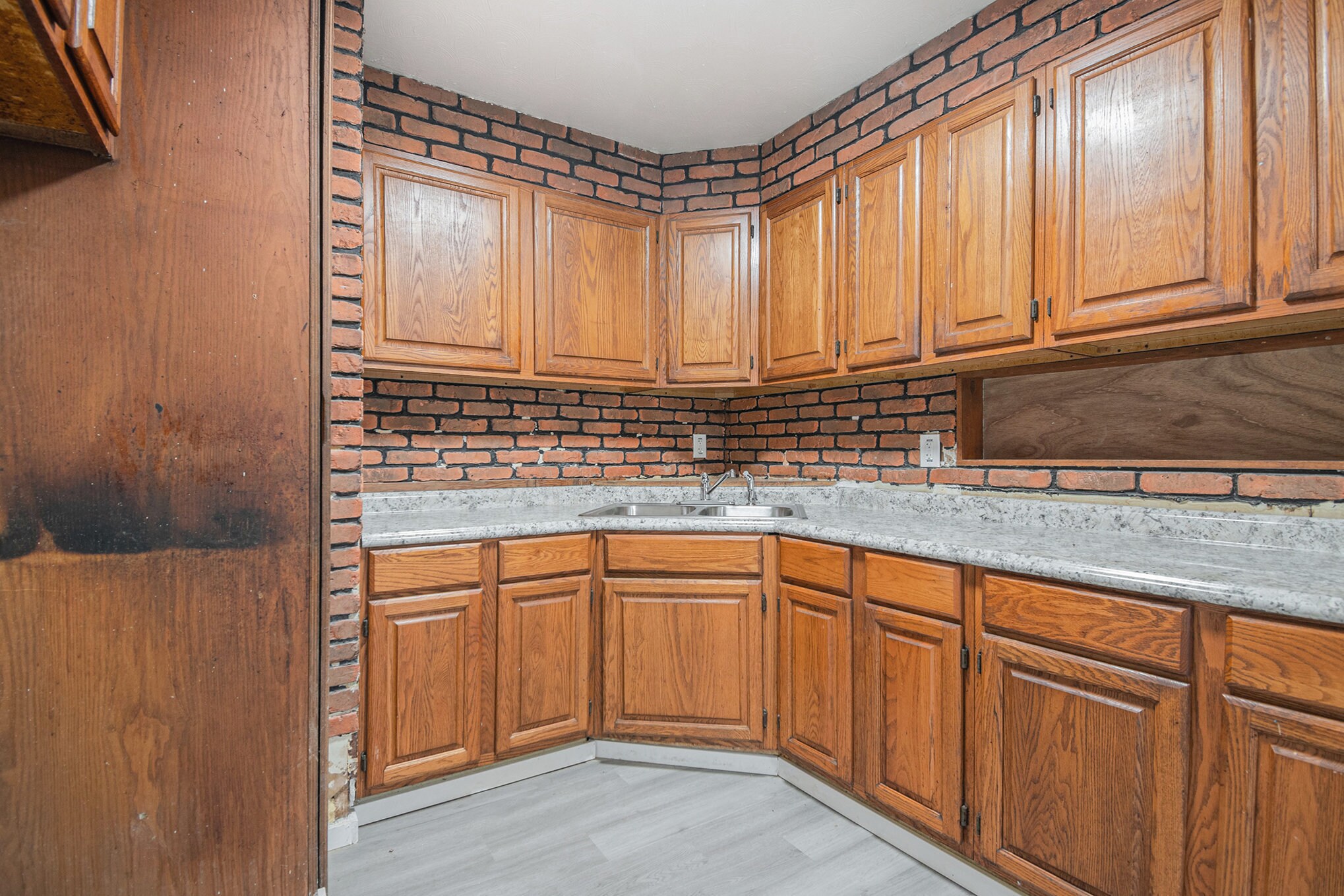 Building Photo - 126 Saint Robert Dr