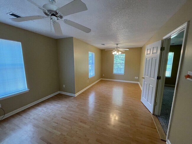 Building Photo - Grand Cordova home for rent near Shelby Farms