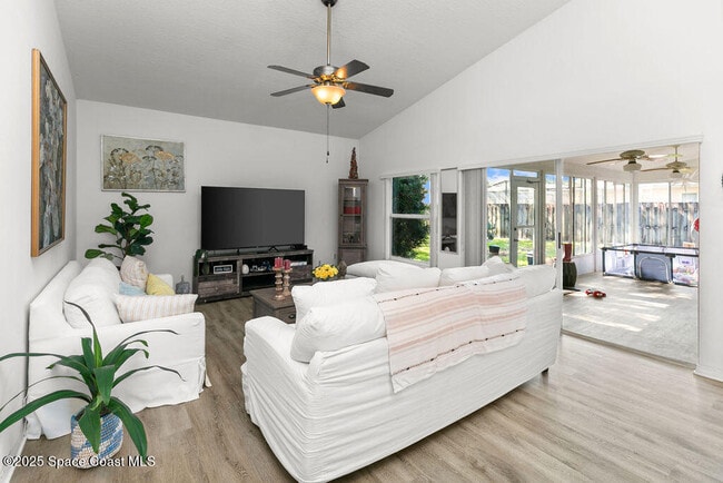 Building Photo - 4243 Pondapple Dr