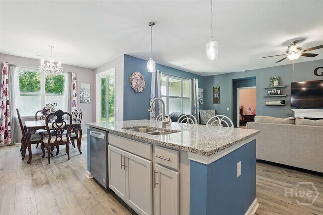 Building Photo - 203 Merganser Dr