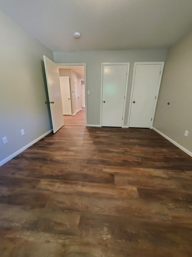 Building Photo - 2322 College St