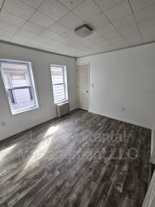 Building Photo - 203 Florida Ave