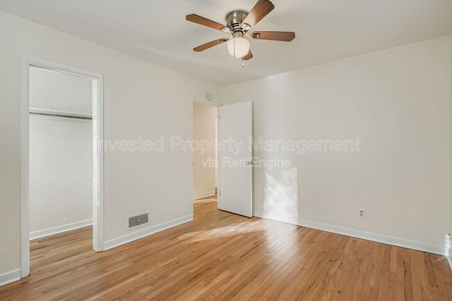 Building Photo - 4334 E 18th Ave