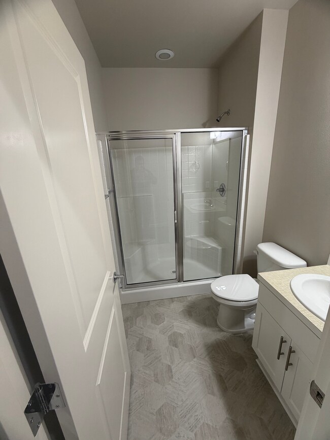 Building Photo - 1049 SW 99th Pl