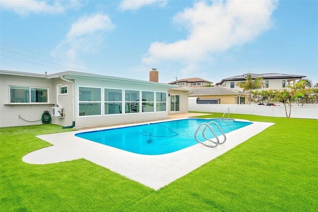 Building Photo - 5434 Oakhurst Dr