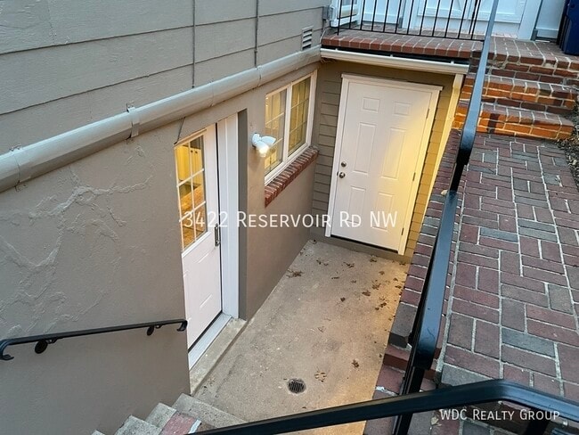 Building Photo - 3422 Reservoir Rd NW