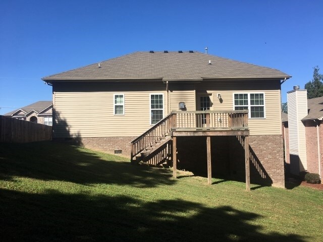 Building Photo - 204 Stecoah Ct