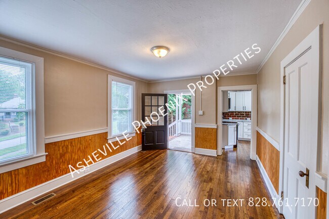 Building Photo - 7 Enka Pine St