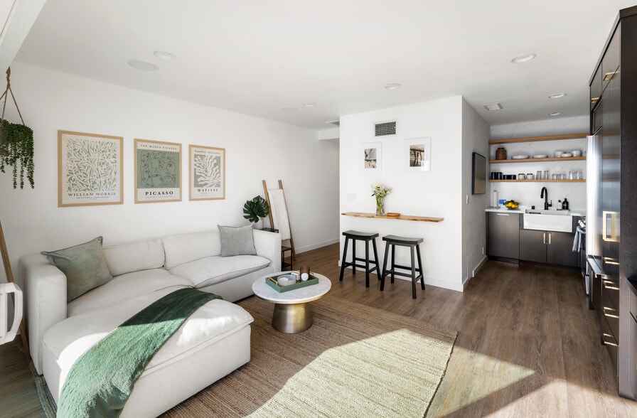 Building Photo - 20638 Pacific Coast Hwy