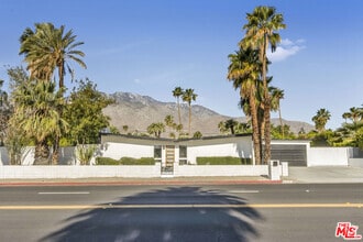 Building Photo - 547 N Farrell Dr