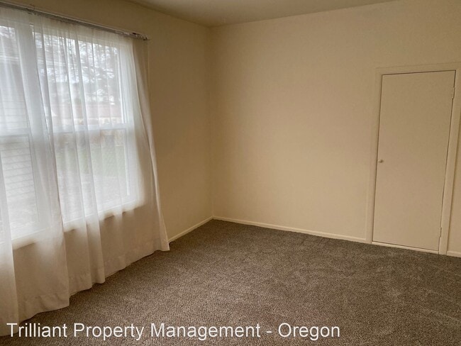 Building Photo - 2 br, 1 bath House - 9268 SE Mill St