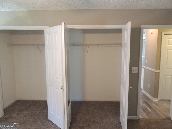 Building Photo - 70 Vinny's Terrace