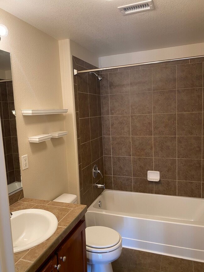 Building Photo - 9019 E Panorama Cir