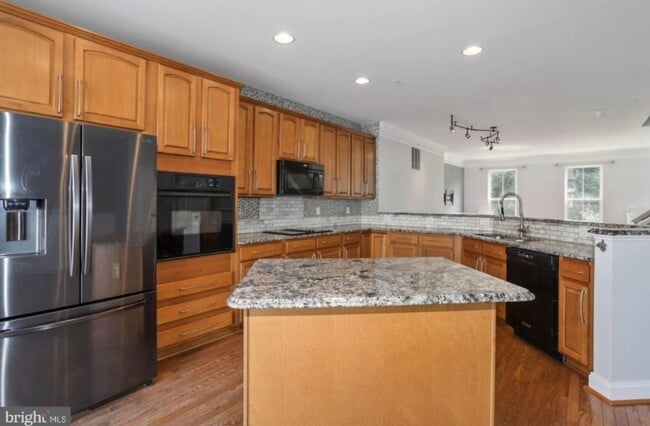 Building Photo - 2609 Sour Dock Dr