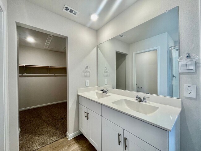 Building Photo - Be The First to Make this House Your Home!