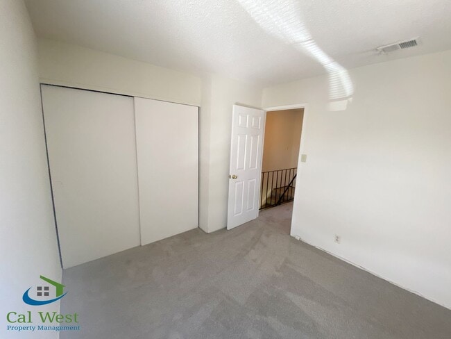 Building Photo - $2995-Updated Two Story Town Home in Blossom Valley Community of San Jose