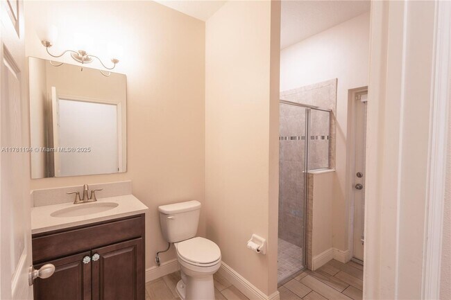 Building Photo - 2547 St Lucia Cir