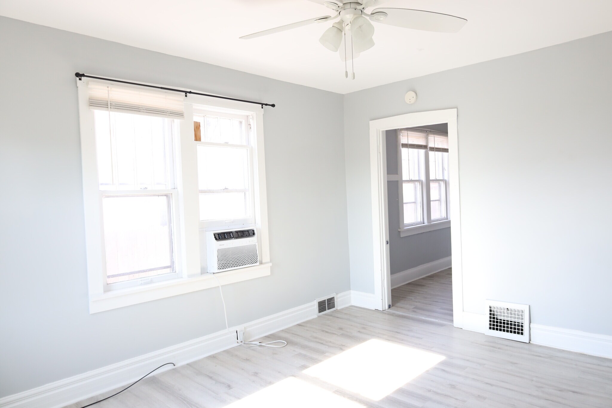 Living Room - 1706 33rd St