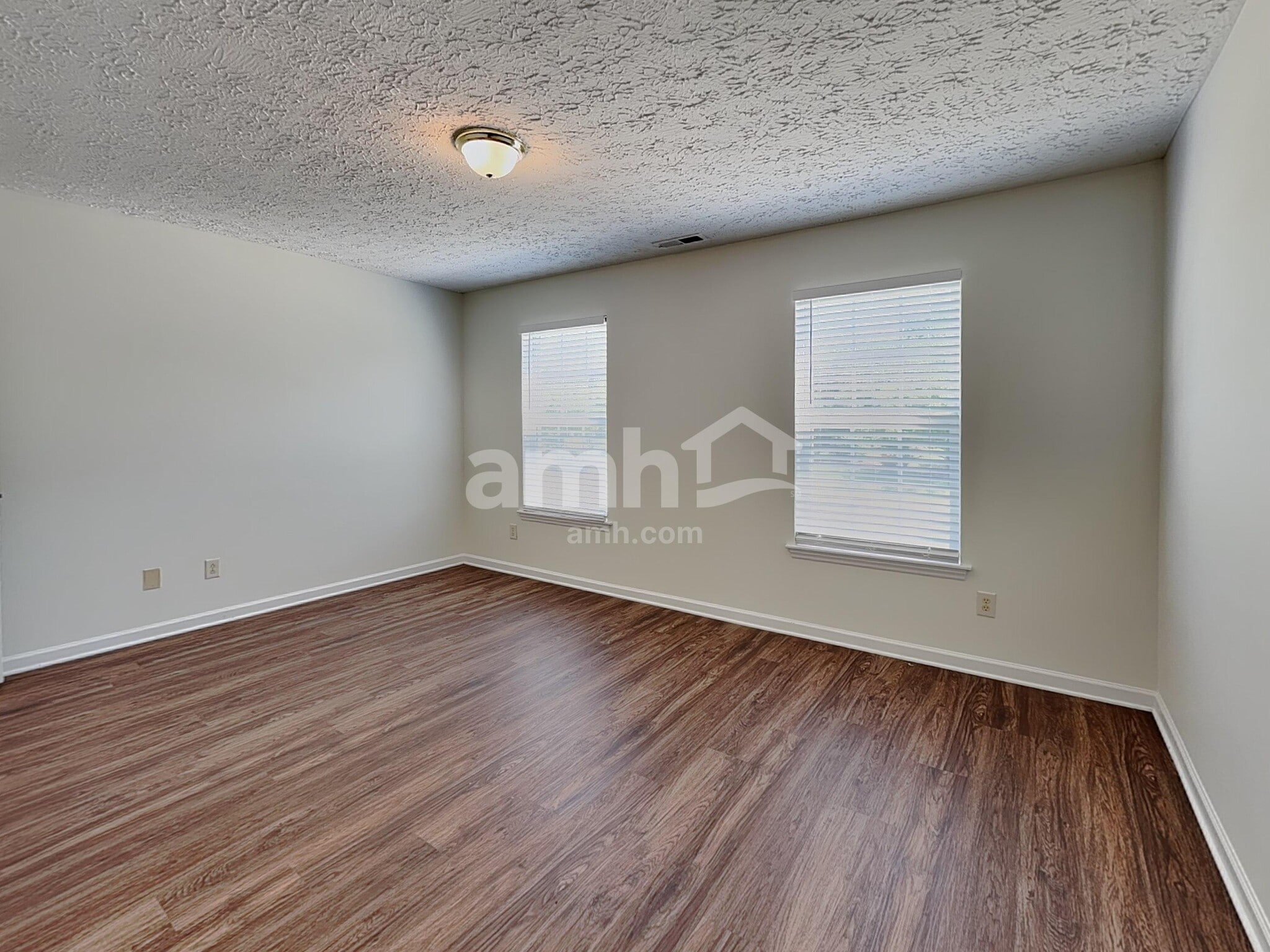 Building Photo - 7221 Fribourg Ct