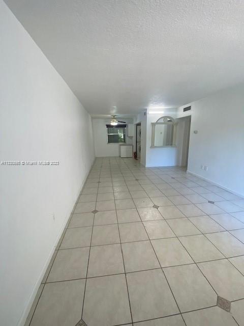 Building Photo - 1350 NE 119th St