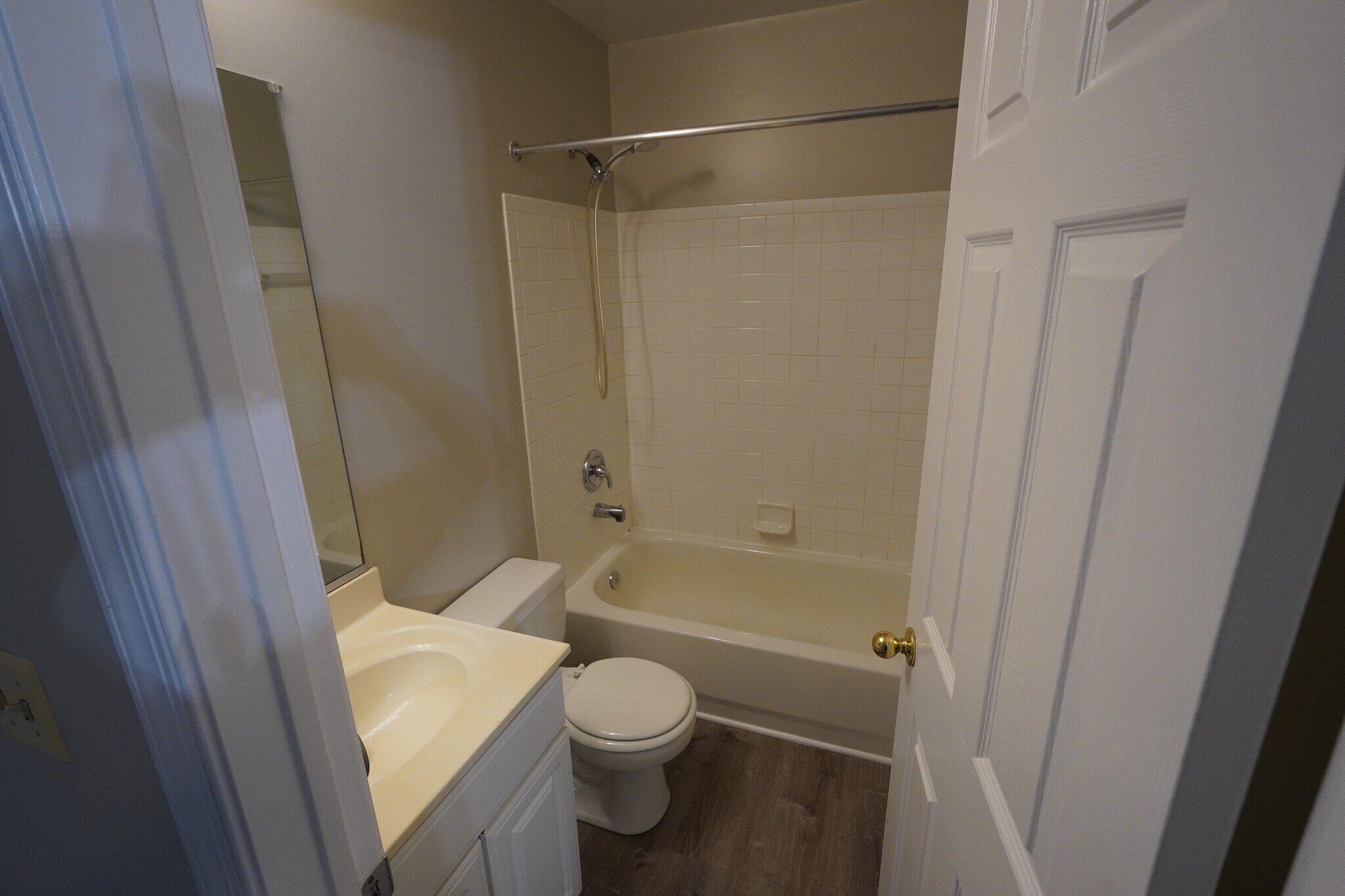 Building Photo - 7480 Catterick Ct