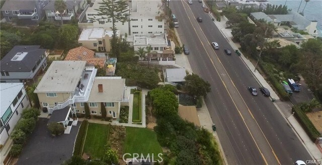 Building Photo - 2324 S Coast Hwy