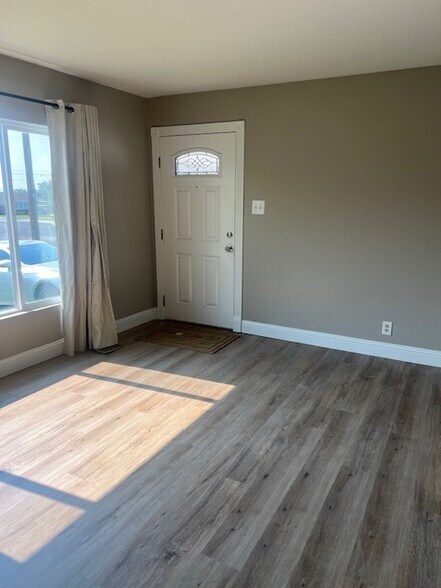 Building Photo - 4682 S 175 W