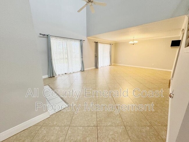 Building Photo - 930 Gulf Shore Dr