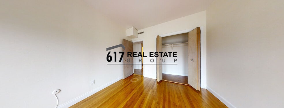 Building Photo - 1131 Commonwealth Ave