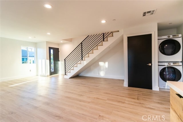 Building Photo - 1520 Pickford St