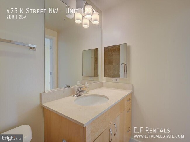Building Photo - 475 K St NW