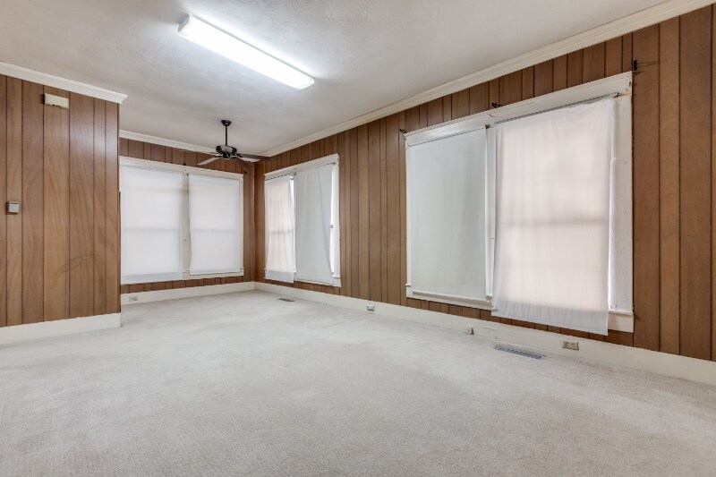 Building Photo - 7291 Ash St