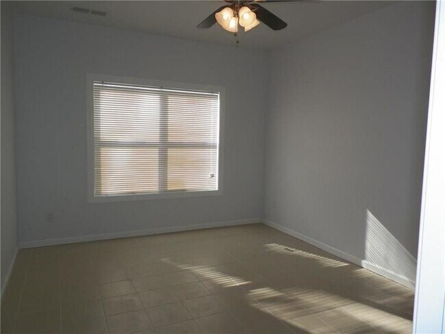 Building Photo - 4850 Griggs St