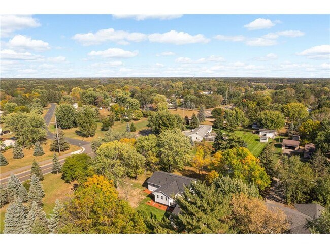 Building Photo - 15240 Kangaroo St NW