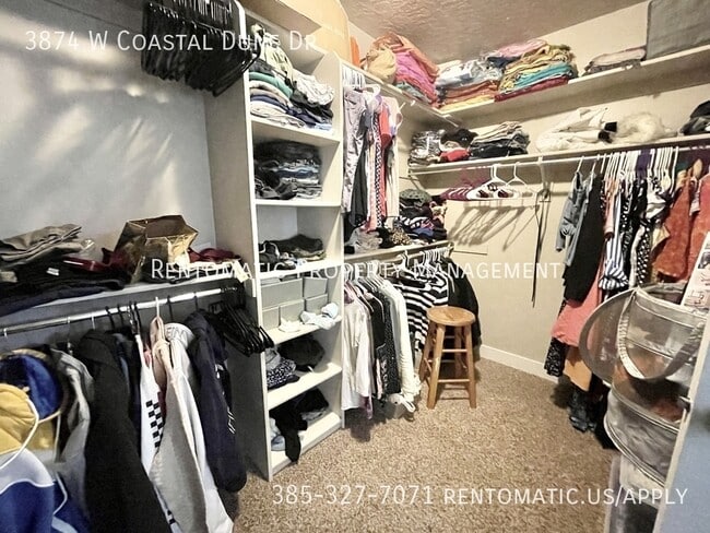 Building Photo - 3874 Coastal Dune Dr