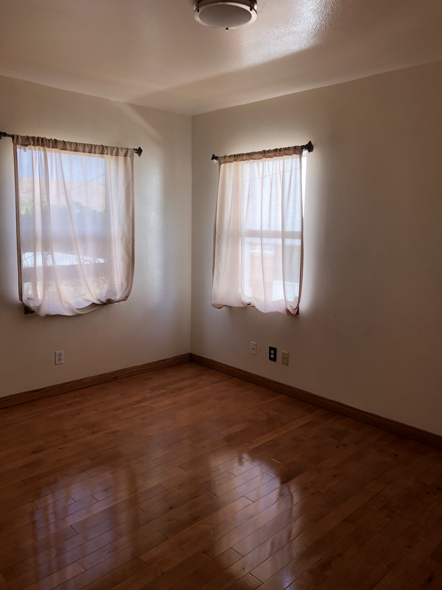Bedroom 2 - 623 Brittania St