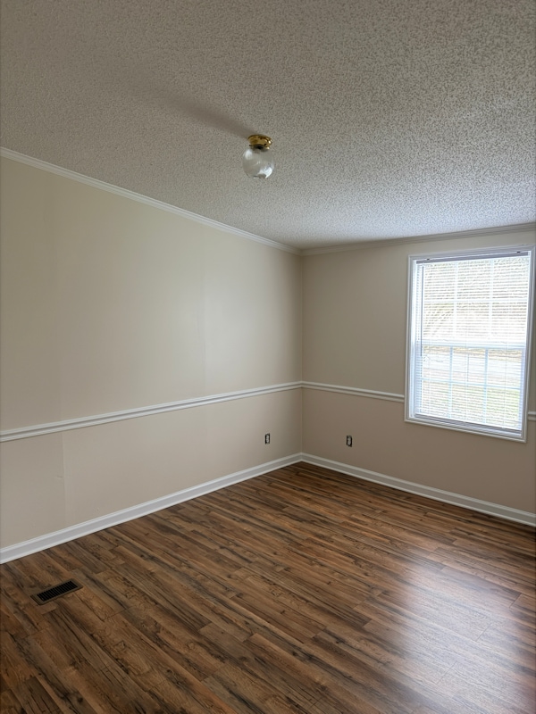 Building Photo - 411 Brogden St